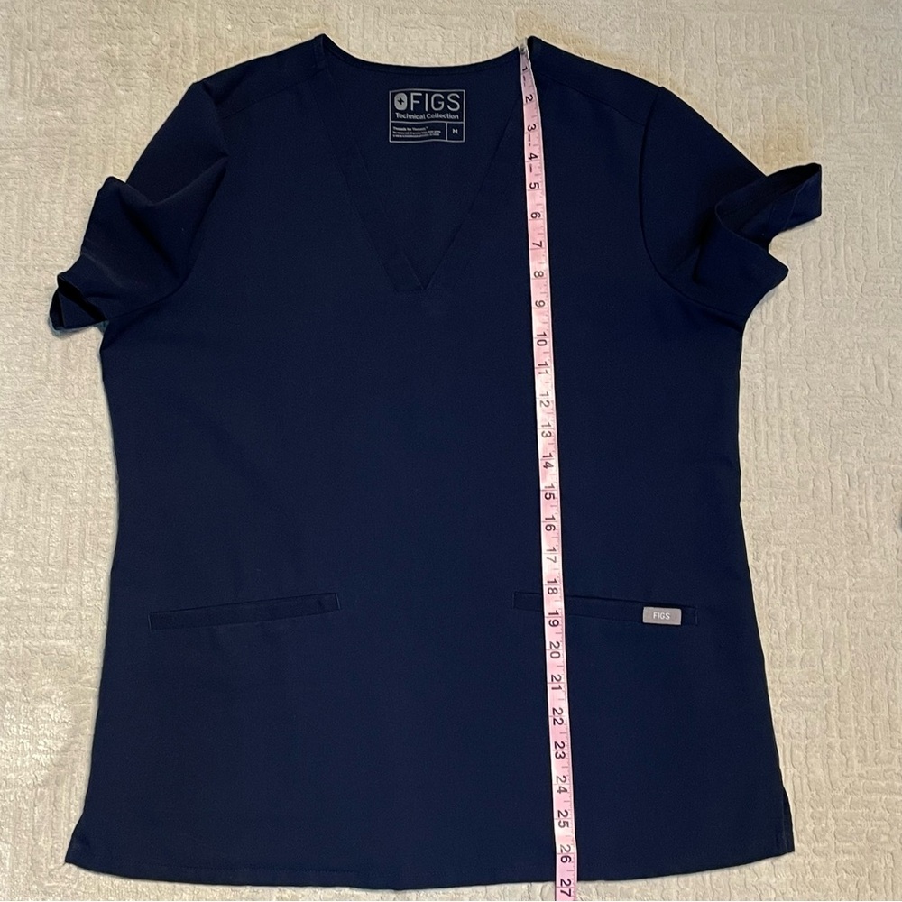 Figs Scrubs shirt Navy Blue Medical shirt with corporate logo Women’s Medium - Picture 5 of 7